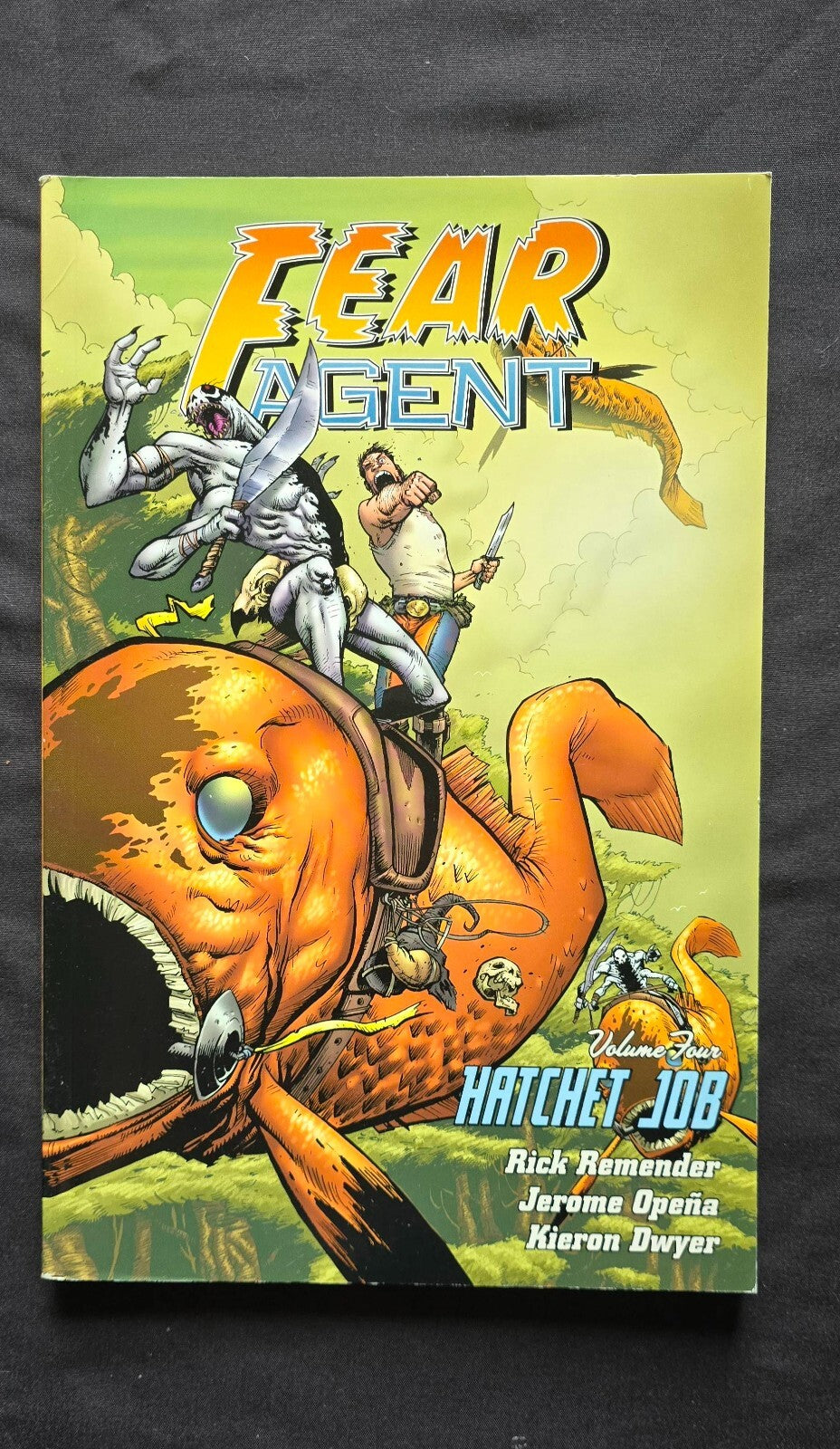 Fear Agent Vol. 1-6 TPB Bundle - 6 books! Rick Remender! (2014, Dark Horse) JD