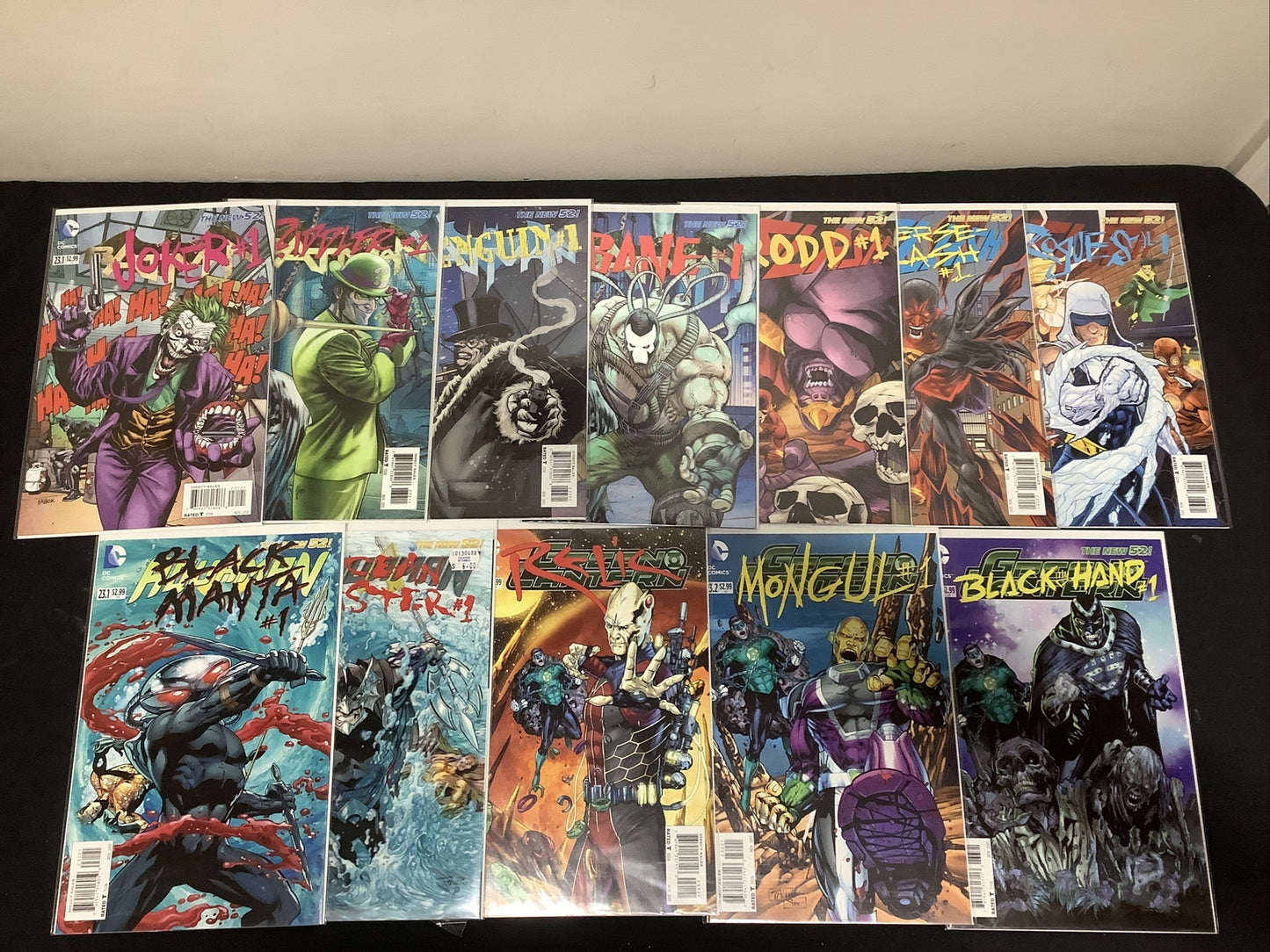 Batman Flash Aquaman Green Lantern villain month one-shots