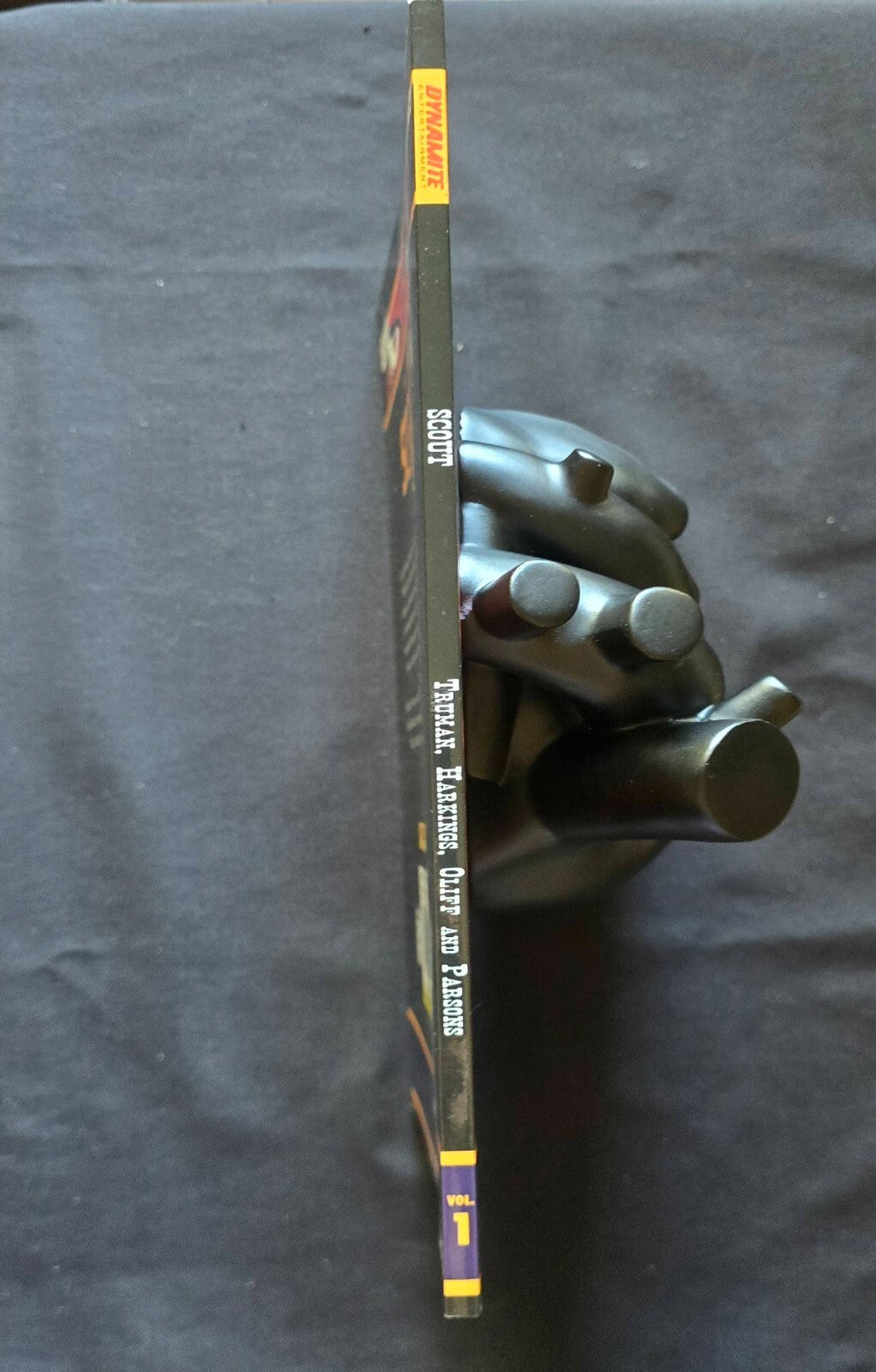 The Scout Volume. 1 By Timothy Truman (1st Ed 1st Print, 2006) Dynamite!