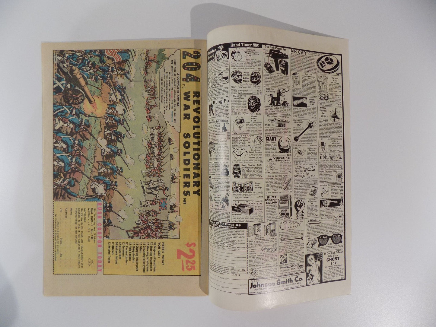 X-Men #104 Marvel Comic April 1977 Very Fine-