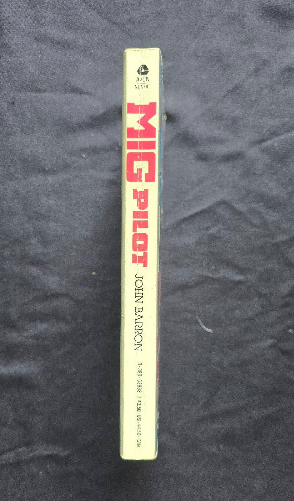 MIG Pilot: The Final Escape of Lt. Belenko by John Barron (1981, PC) JD