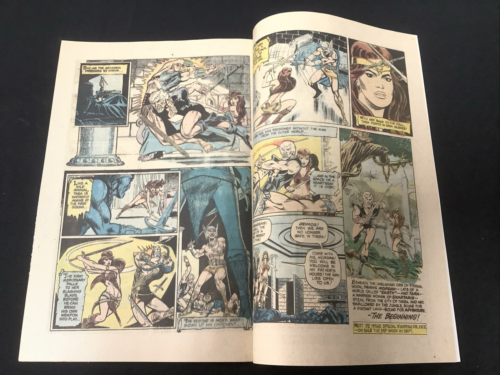1st Issue Special #8 (DC Comics Nov 1975) VF (8.0) 1st App Warlord, Mike Grell
