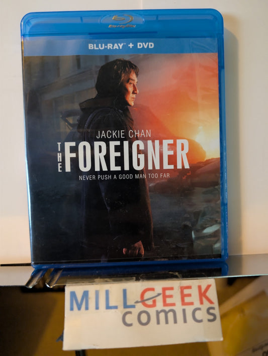 The Foreigner / The Sum of All Fears, 2 Action Movie Lot (Blu-ray) Like New -JD