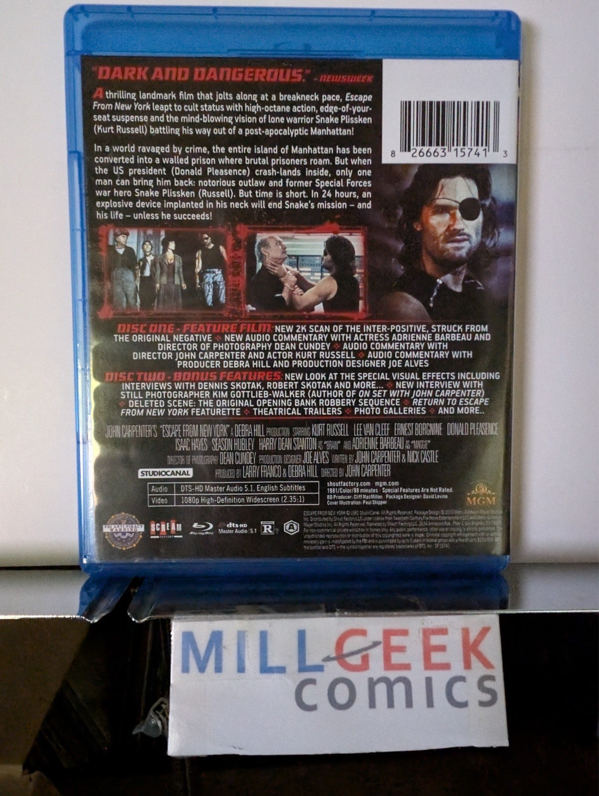 Escape from New York / Outpost: Black Sun, 2 Movie Set (Blu-Ray) Like New -JD