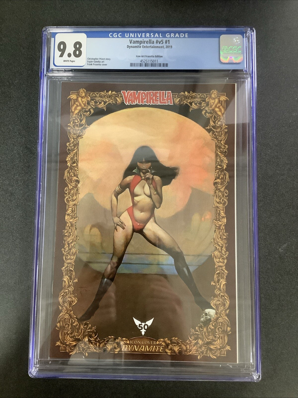 Vampirella #1 (vol.5 2019) CGC Graded 9.8, Frazetta Icon Art Variant, 1:100