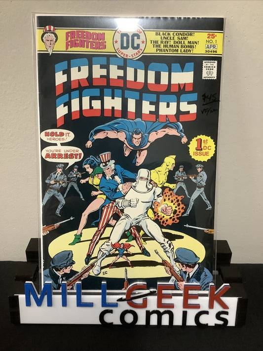 Freedom Fighters #1 (DC Comics March-April 1976) VF/NM (9.0) Gerry Conway