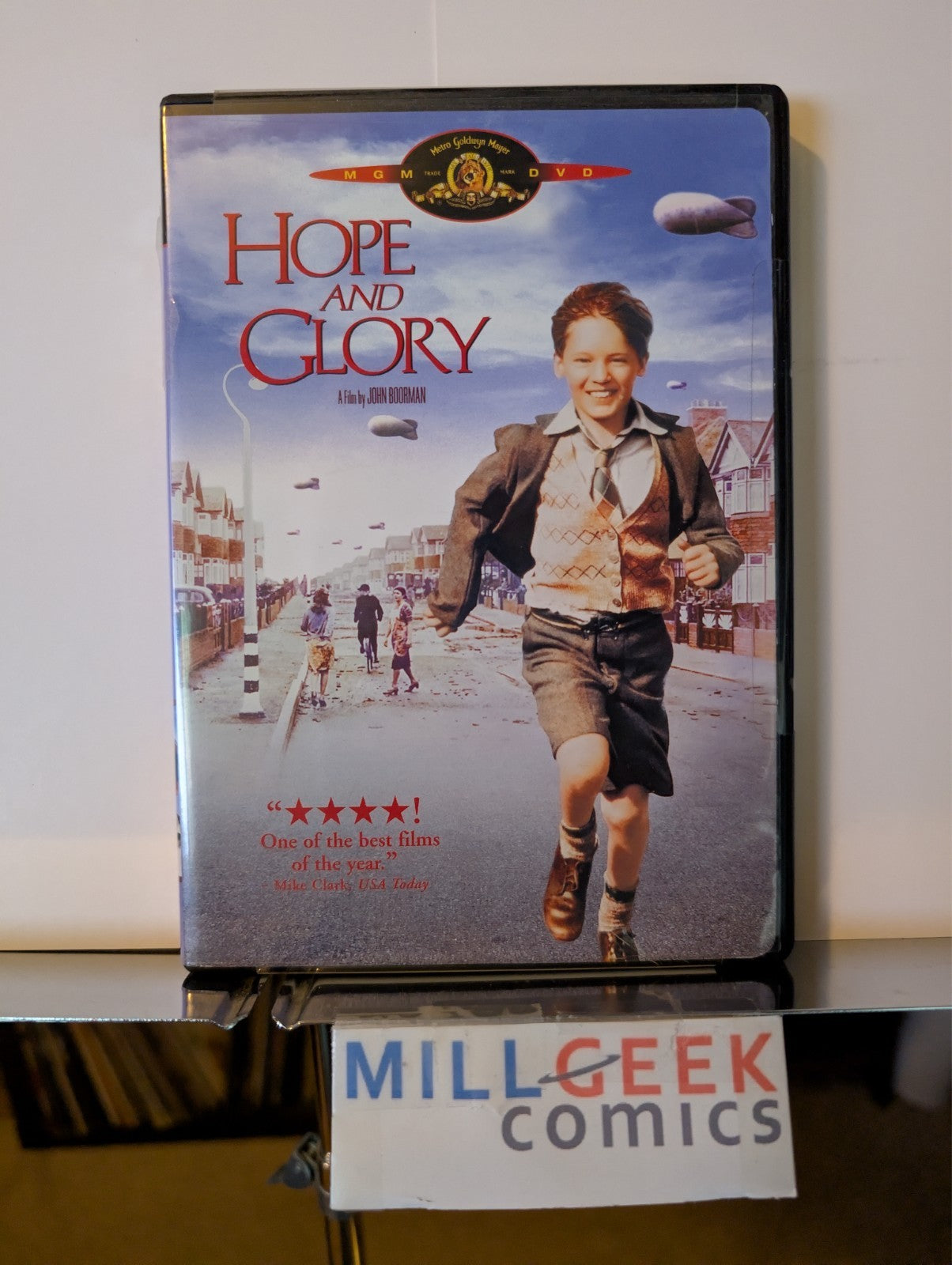 All Quiet on the Western Front / Hope and Glory, 2 Movie Set (DVD) Like New-JD