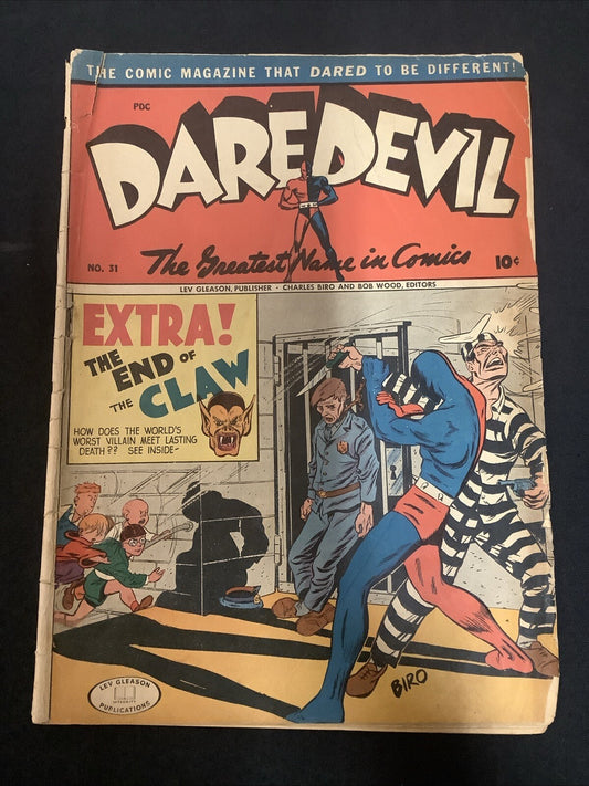 Daredevil #31 (Lev Gleason 1945) 3.5 (VG-) Inner Wrap Detached, 1/2” Spine Roll