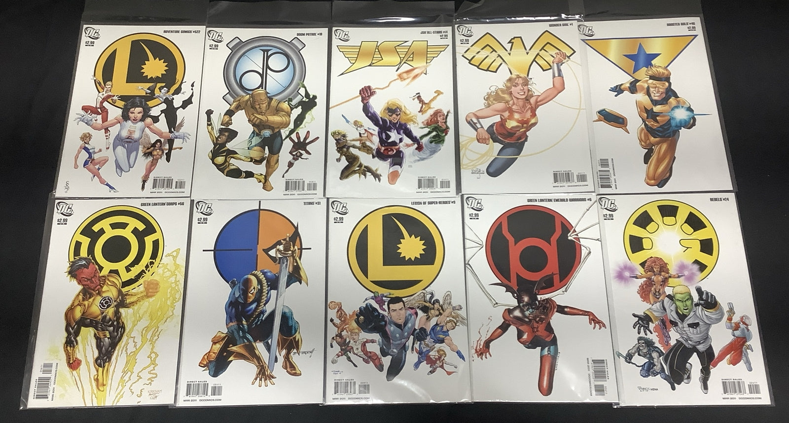 DC Comics Logo Variant Lot (March, 2011) 10 Comics Total