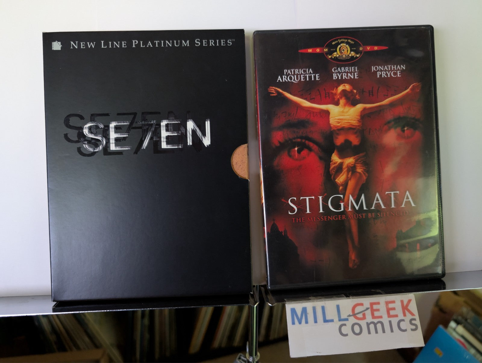 Se7en / Stigmata, 2 Movie Set (DVD) Like New -JD