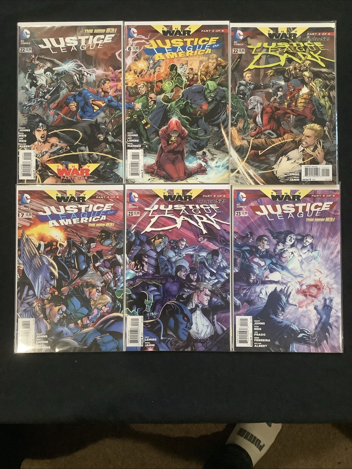 Justice League Bundle: JL #15-28, JLD #22-23, JLA #1-13, 30 Comics Total