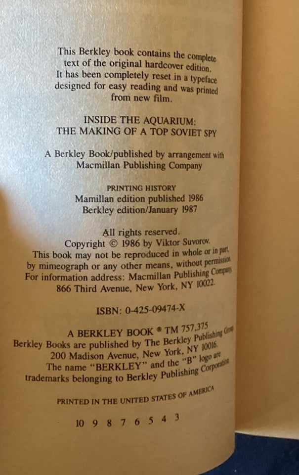 Inside the Aquarium: Making of a Top Soviet Spy (paperback) by Viktor Suvorov JD