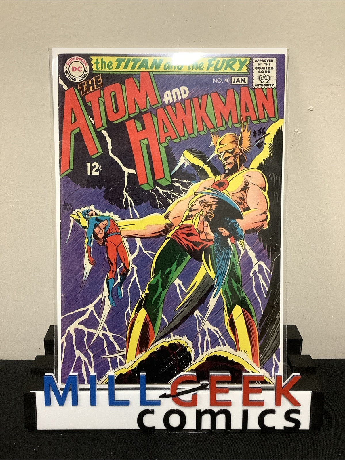 The Atom & Hawkman #40 (DC Comics January 1969) VF- (7.5) Gardner Fox/Joe Kubert