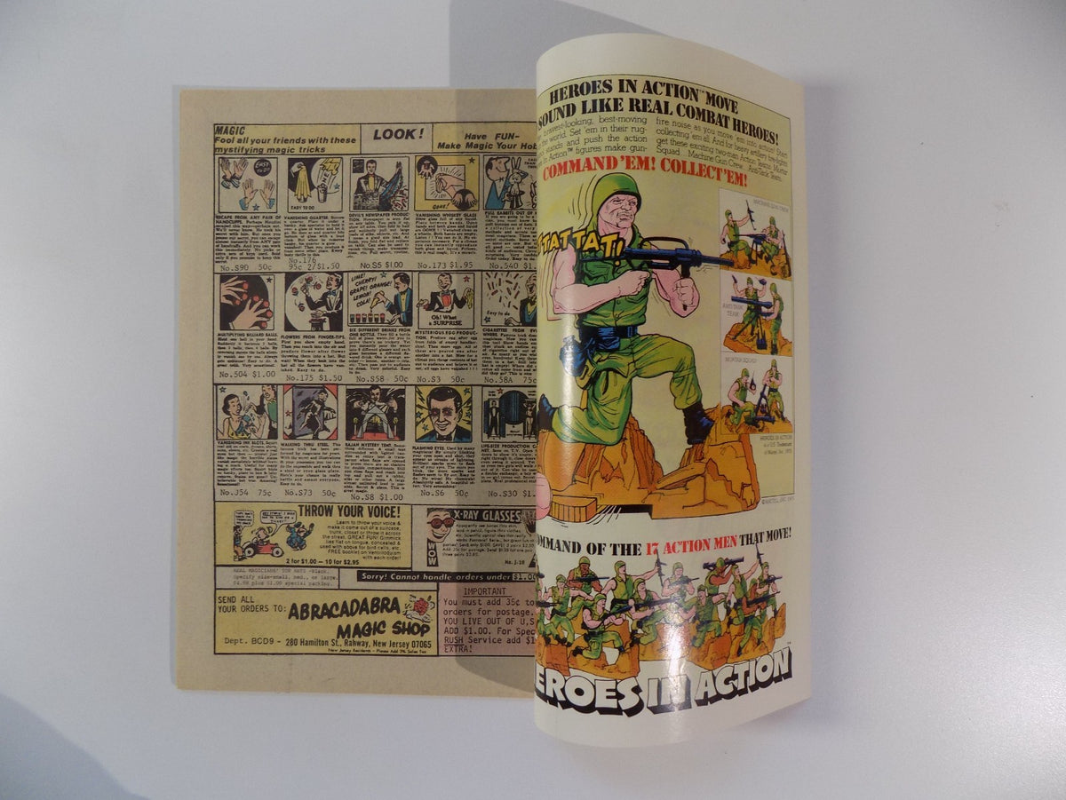Justice League of America #125 DC Comic December 1975 Near Mint-