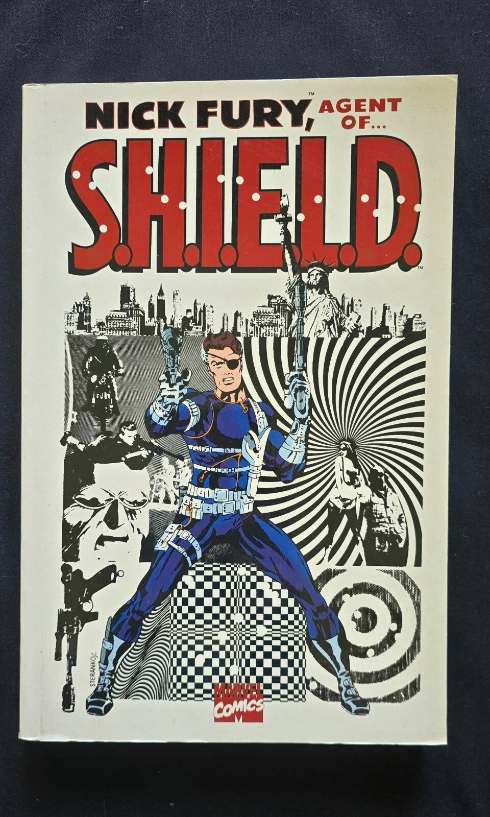 Nick Fury, Agent of S.H.I.E.L.D. - Steranko - Psychedelic 60s! (1st Ed SC 2000)
