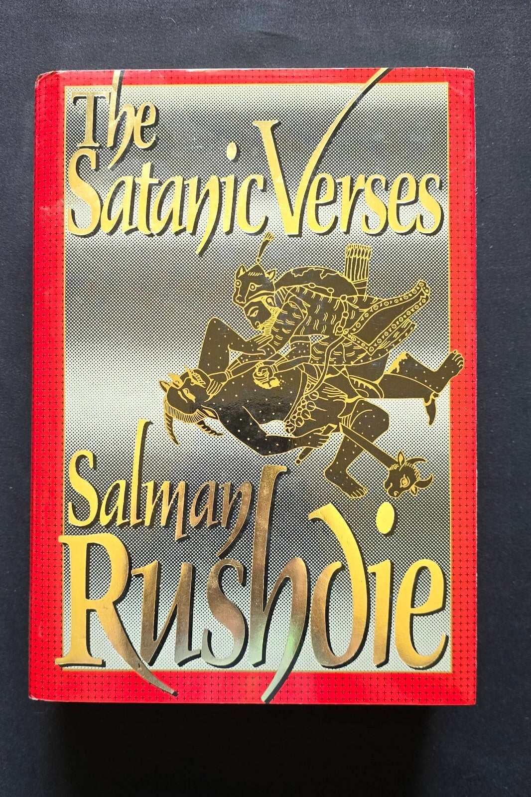 Satanic Verses by Salman Rushdie (1st American Ed 1989) - JD