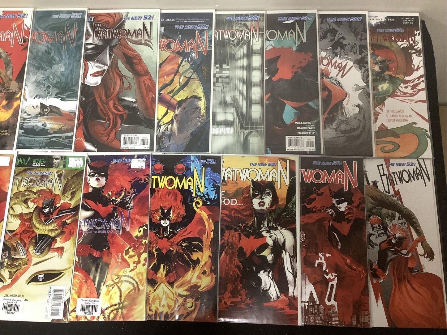 Batwoman #1-39 + Annuals #1-2 Comic Lot, DC Comics, Variant DC Bombshells Cover