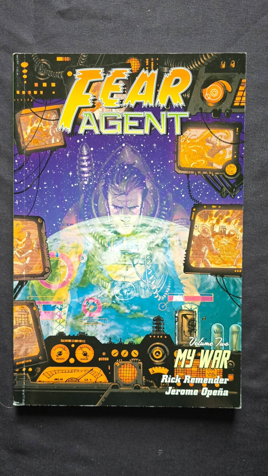 Fear Agent Vol. 1-6 TPB Bundle - 6 books! Rick Remender! (2014, Dark Horse) JD