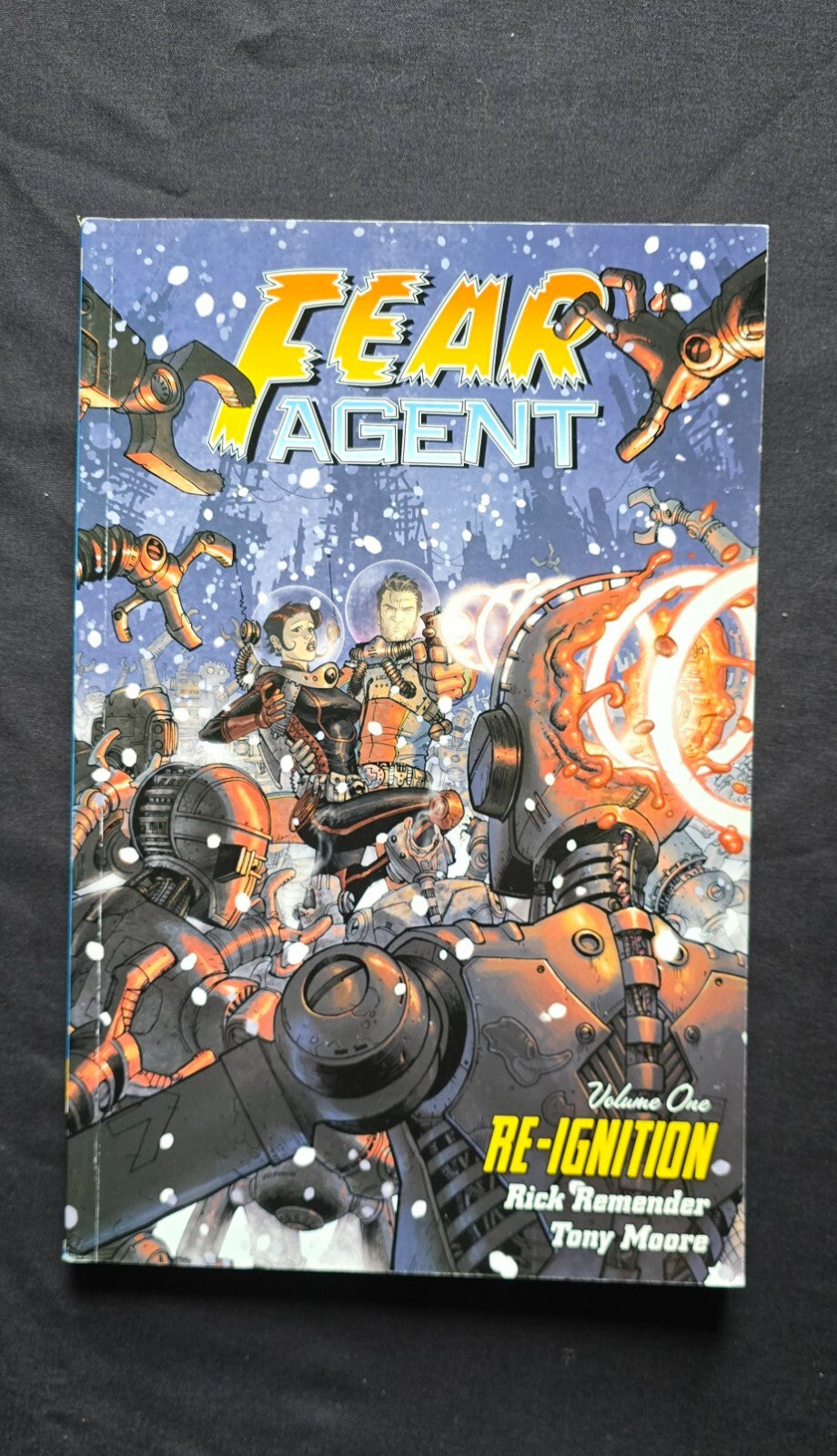 Fear Agent Vol. 1-6 TPB Bundle - 6 books! Rick Remender! (2014, Dark Horse) JD