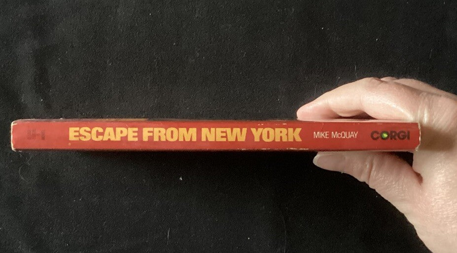 Escape From New York By Mike McQuay 1981 Paperback Book (Corgi, U.K. Edition) JD