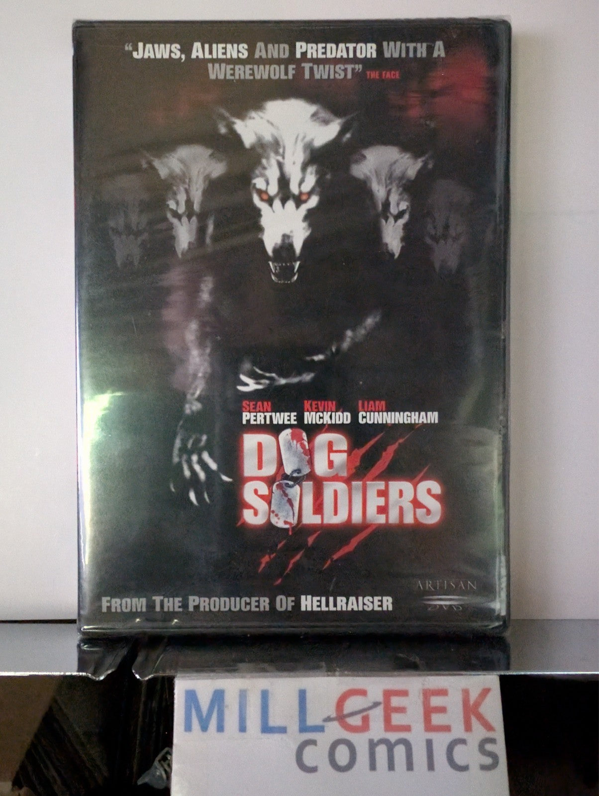Escape From New York / Dog Soldiers, 2 Movie Set (DVD) Like New -JD