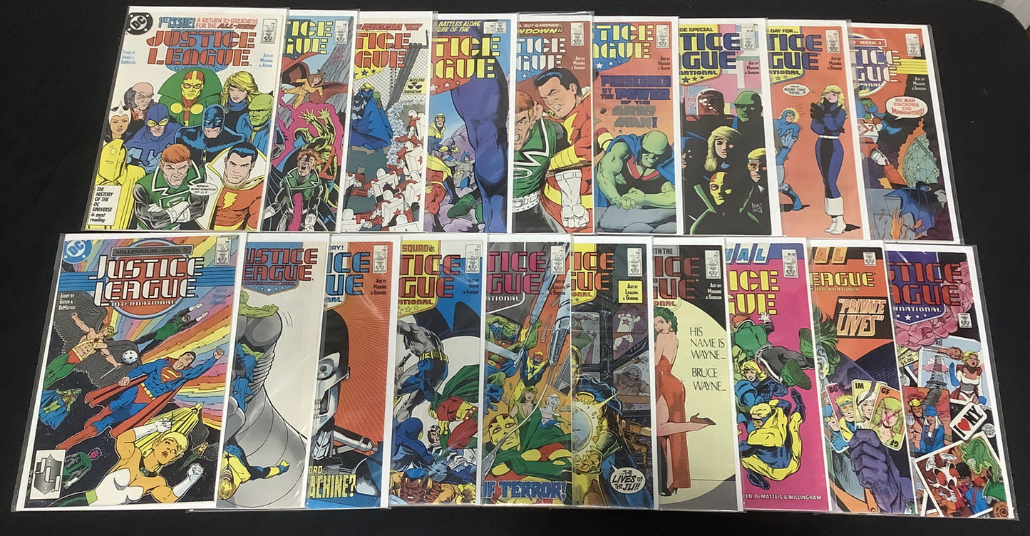 Justice League (International) #1-16 + Annuals #1-3 Comic Lot, 1st Maxwell Lord