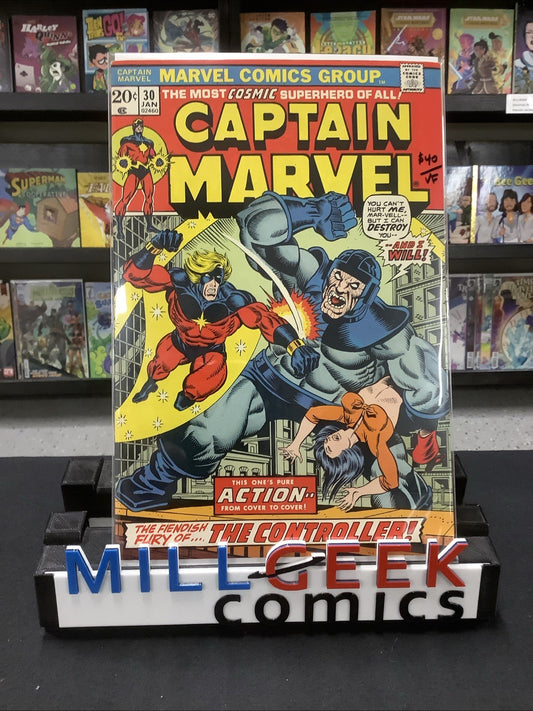 Captain Marvel #30 (Marvel Comics January 1974) VF (8.0) Jim Starlin/Al Milgrom