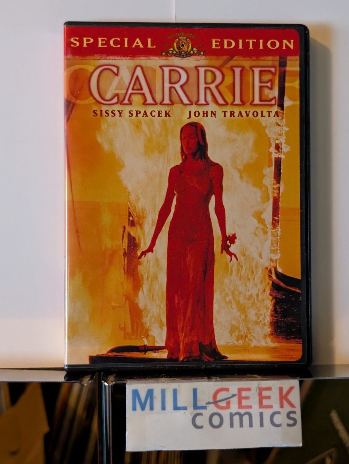 Rose Red / The Mist / Carrie, 3 Stephen King Movies (DVD) -JD