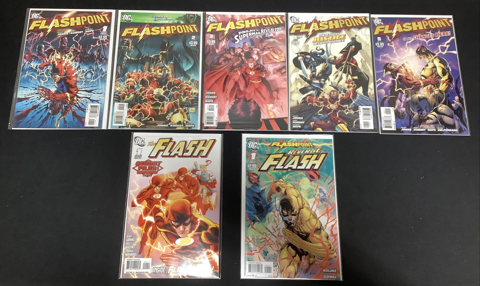 Flashpoint Comic Bundle: Flashpoint 1-5, Reverse-Flash 1, Secret Files: Flash 1