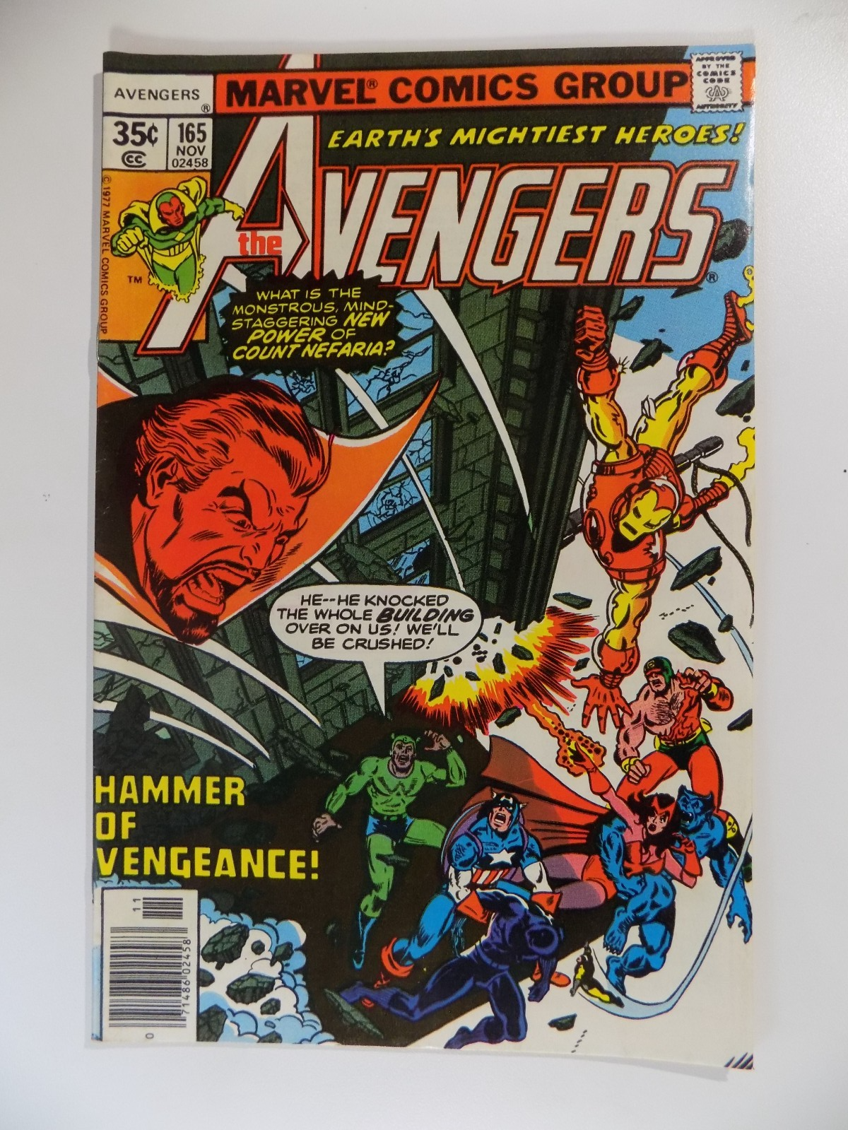 Avengers #165 Marvel Comic November 1977 Very Fine
