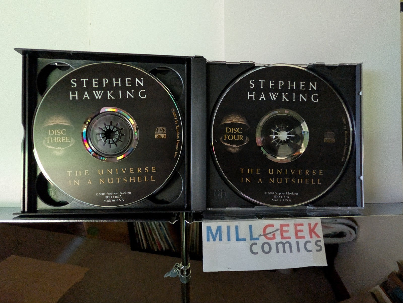 Stephen Hawking "The Universe in a Nutshell", Simon Prebble, 4 CDs -JD
