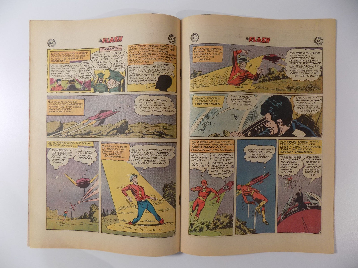 Flash #137 DC Comic Very Fine+ June 1963