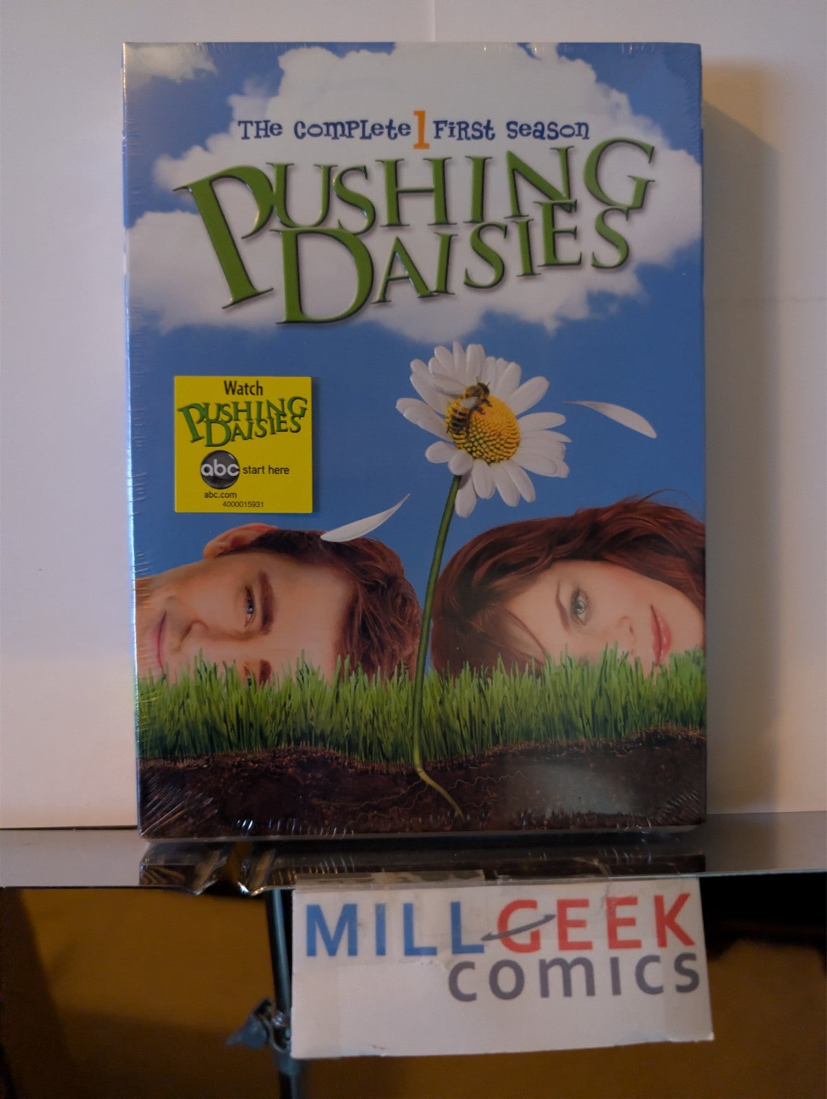 Pushing Daisies, The Complete First Season (DVD) Brand New -JD