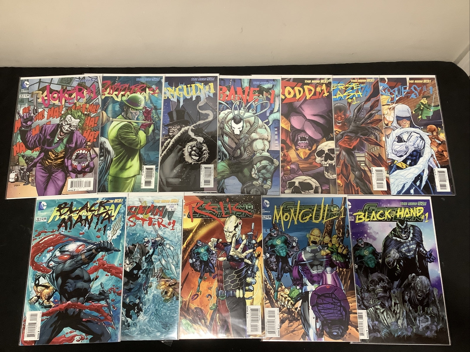 Batman Flash Aquaman Green Lantern villain month one-shots