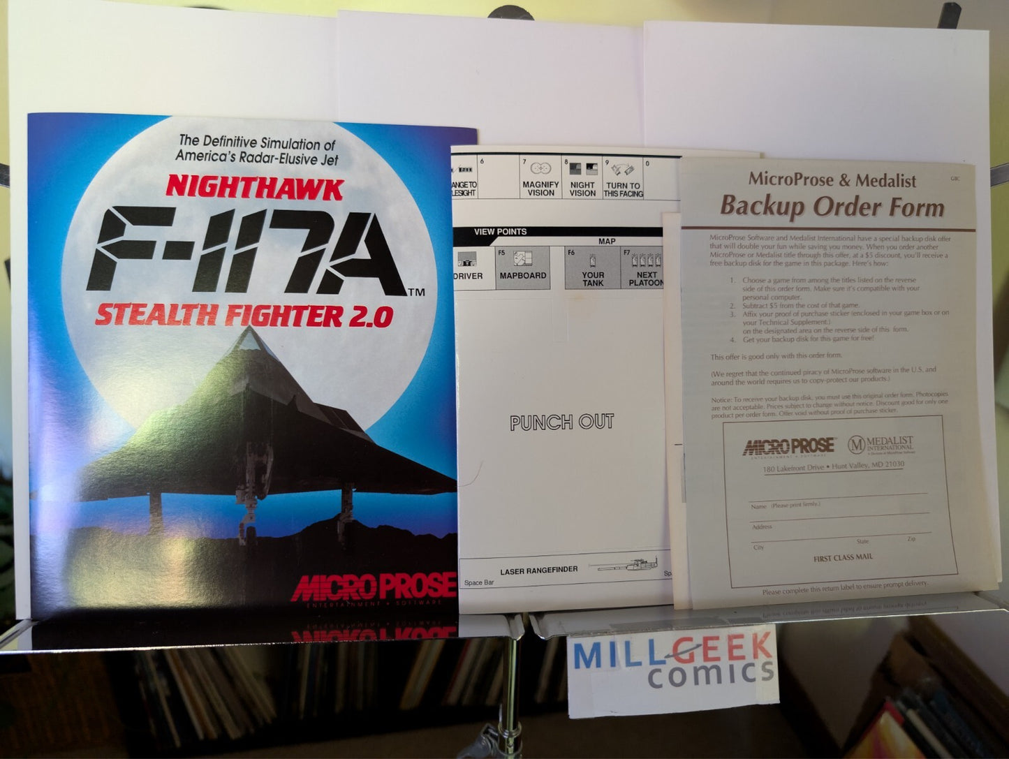 M1 Tank Platoon (Amiga) Big Box with Manuals NO DISKS -JD