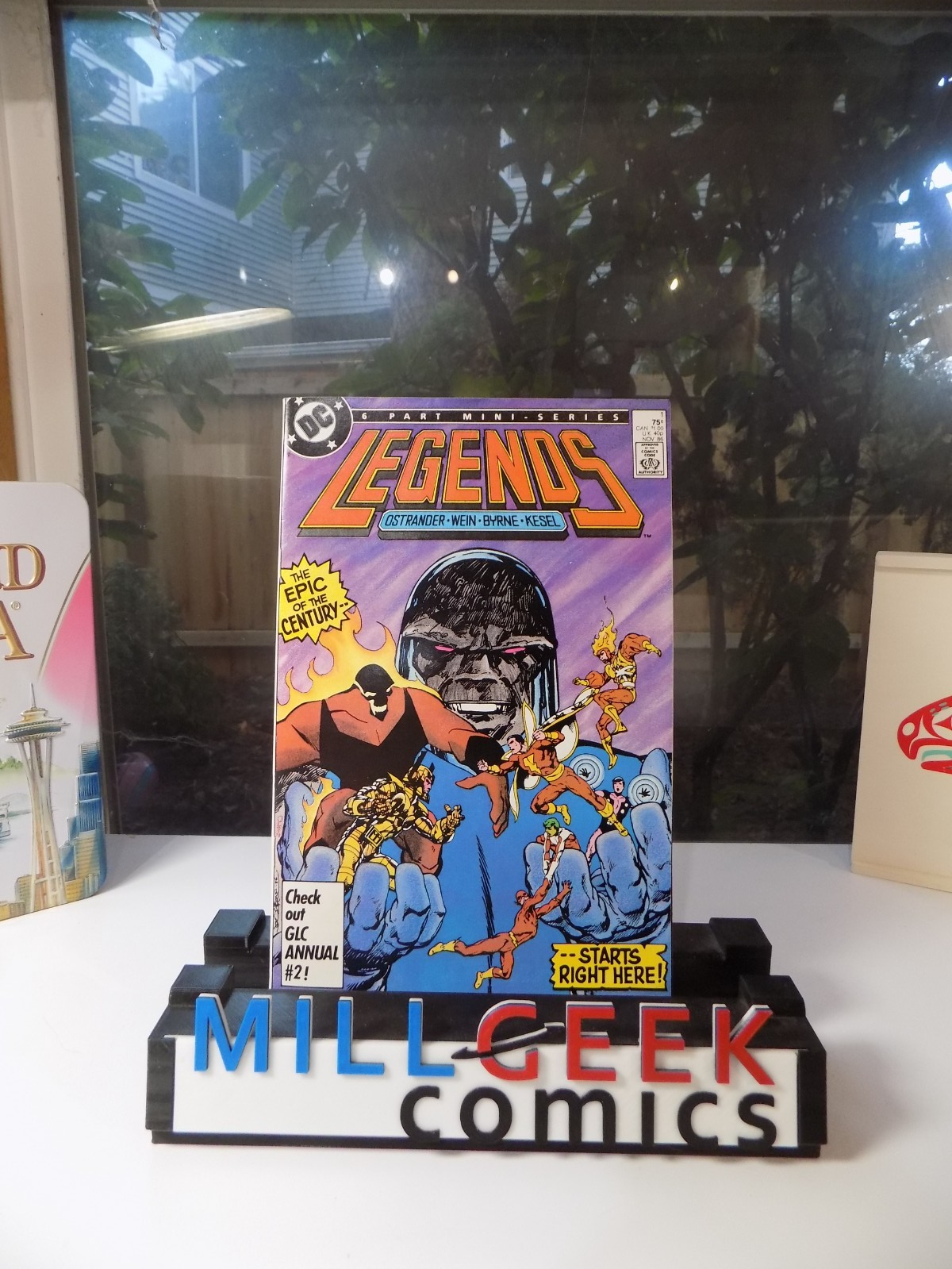 Legends #1 DC Comic 1st Amanda Waller! November 1986 Very Fine/Near Mint