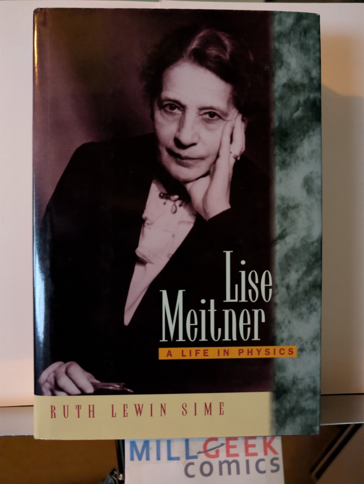 Fundamental Concepts Modern Physics / Lise Meitner A Life in Physics -JD