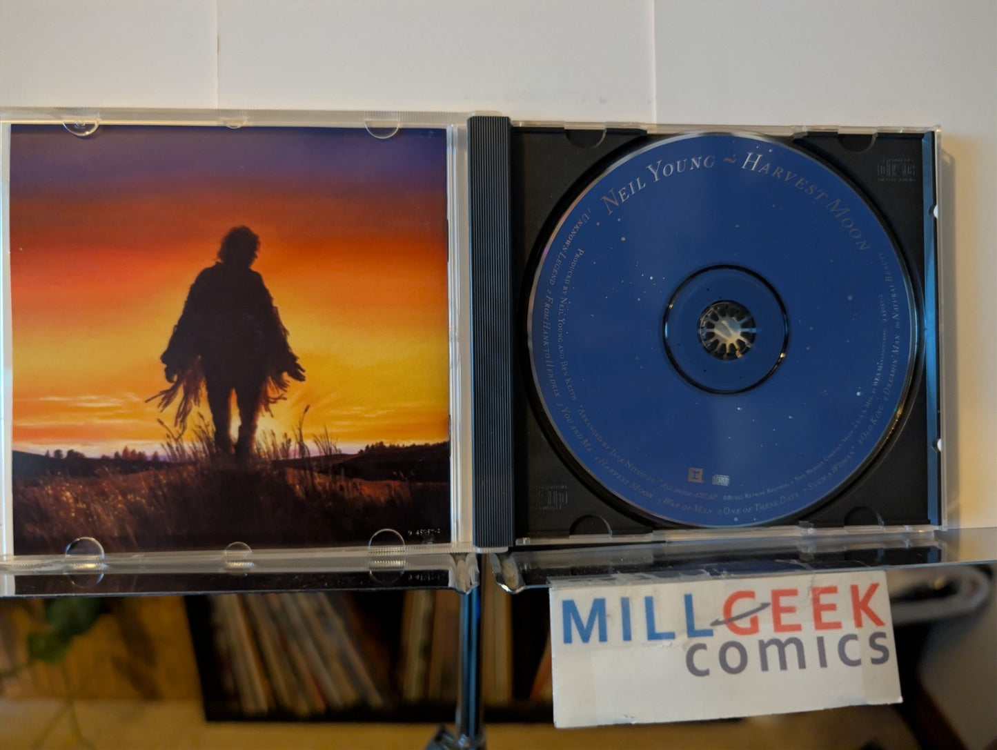 Neil Young 2 CD Lot (Harvest Moon, Living with War) -JD