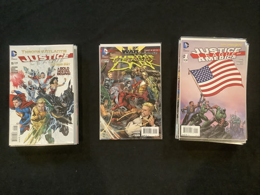 Justice League Bundle: JL #15-28, JLD #22-23, JLA #1-13, 30 Comics Total