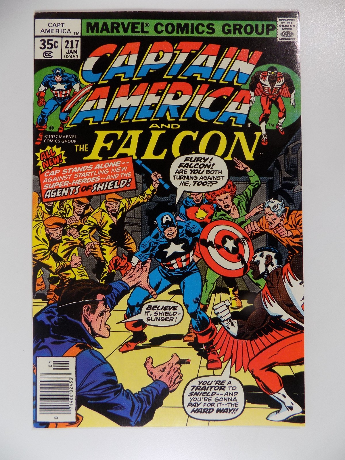 Captain America #217 Marvel Comic January 1978 Near Mint-