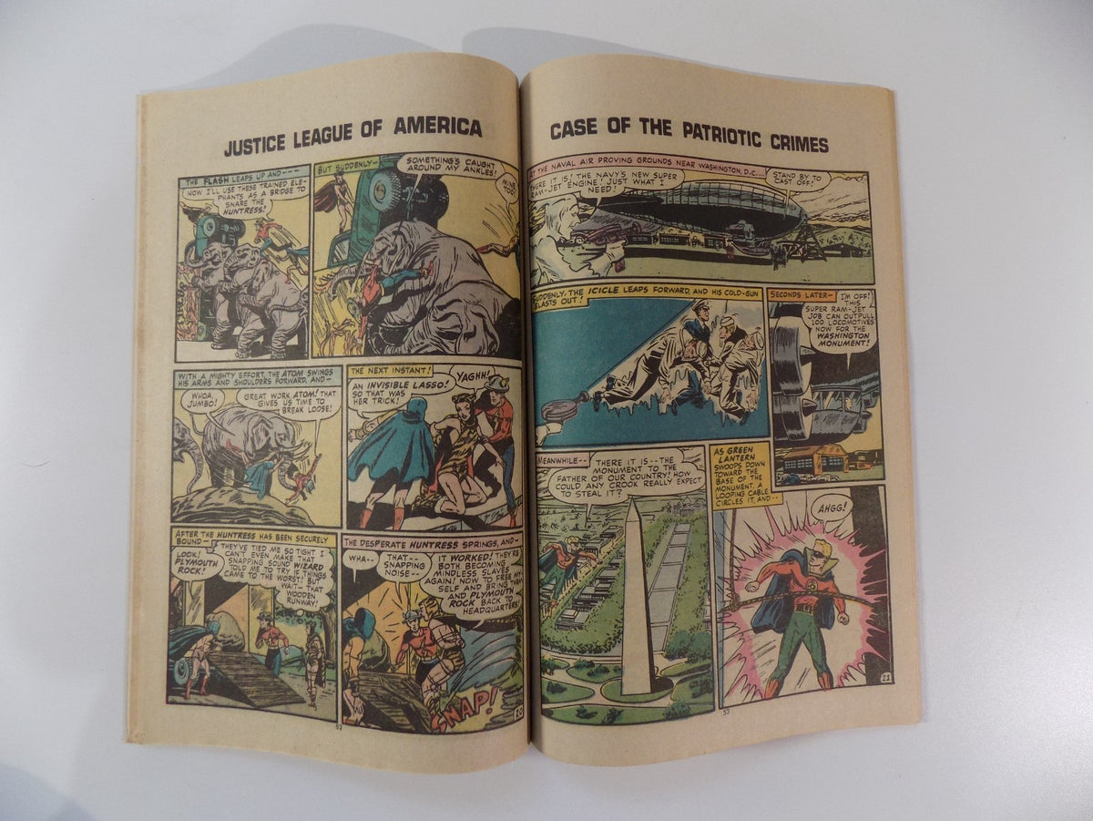 Justice League of America #113 DC Comic October 1974 Very Fine-