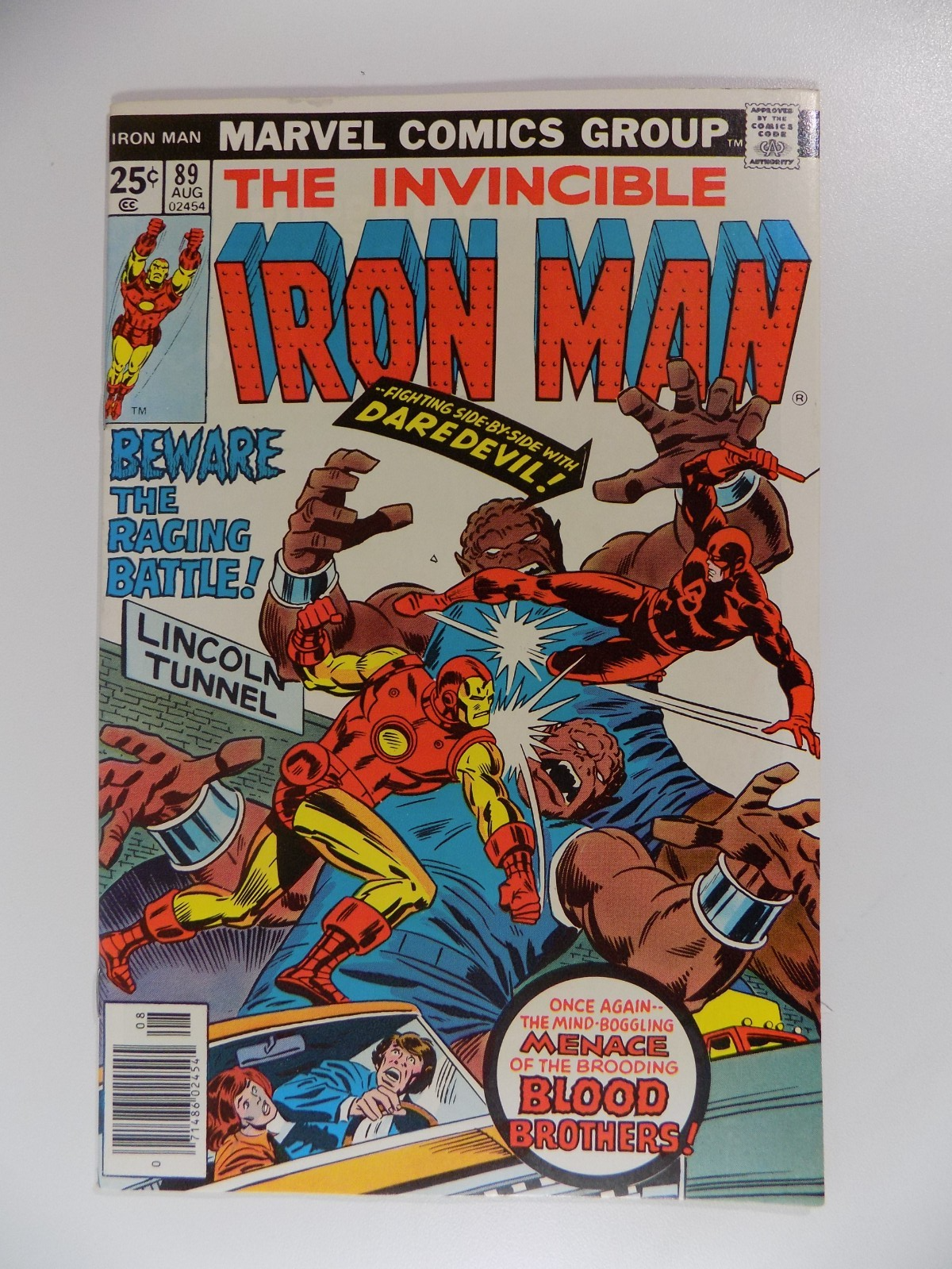 Iron Man #89 Marvel Comic August 1976 Near Mint-