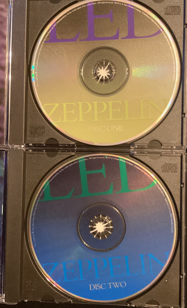 Led Zeppelin Boxed 2 CD Set with Booklet (Like New) -JD