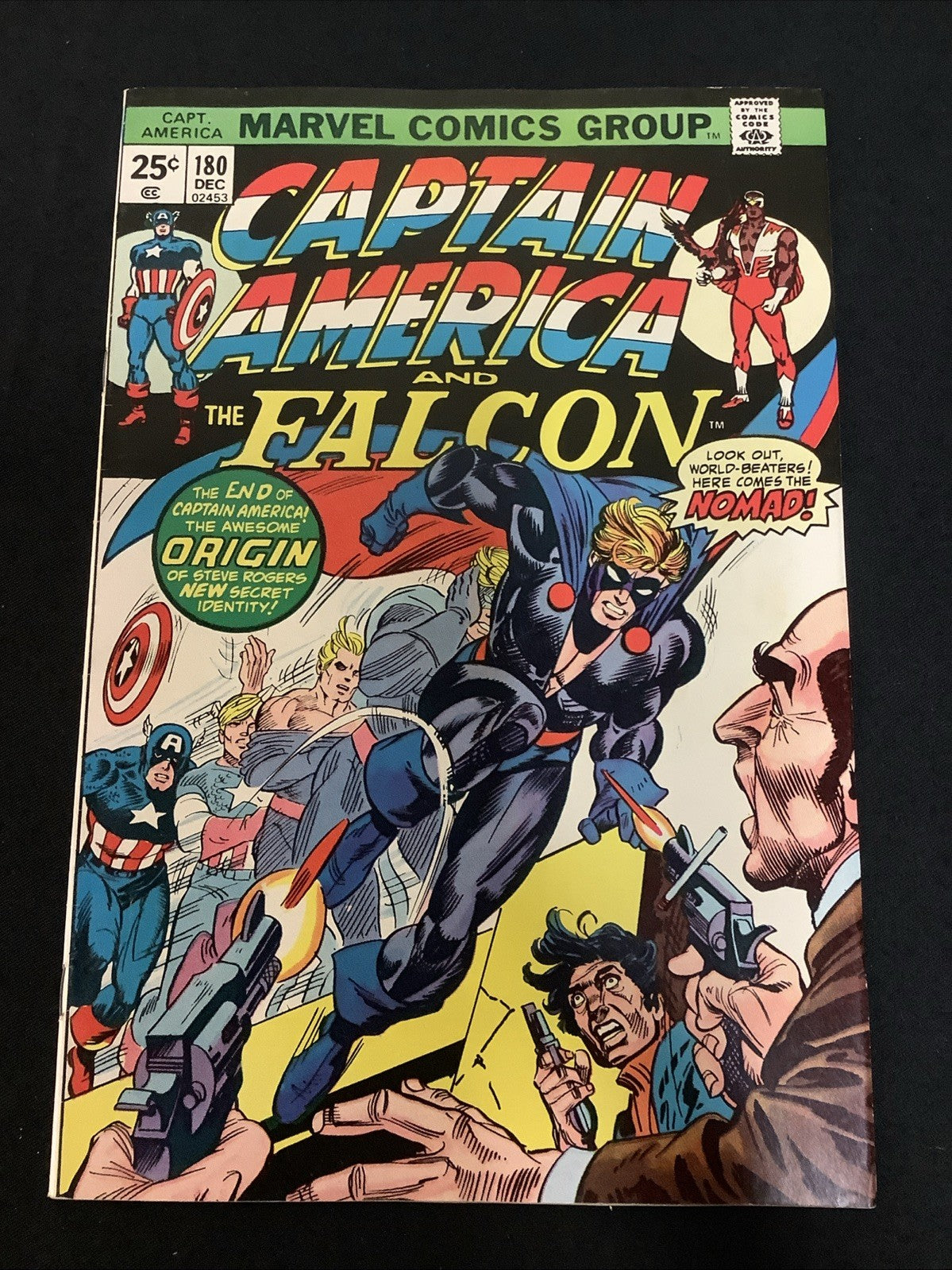 Captain America #180 (Marvel Comics December 1974) VF (8.0) Debut Of Nomad!