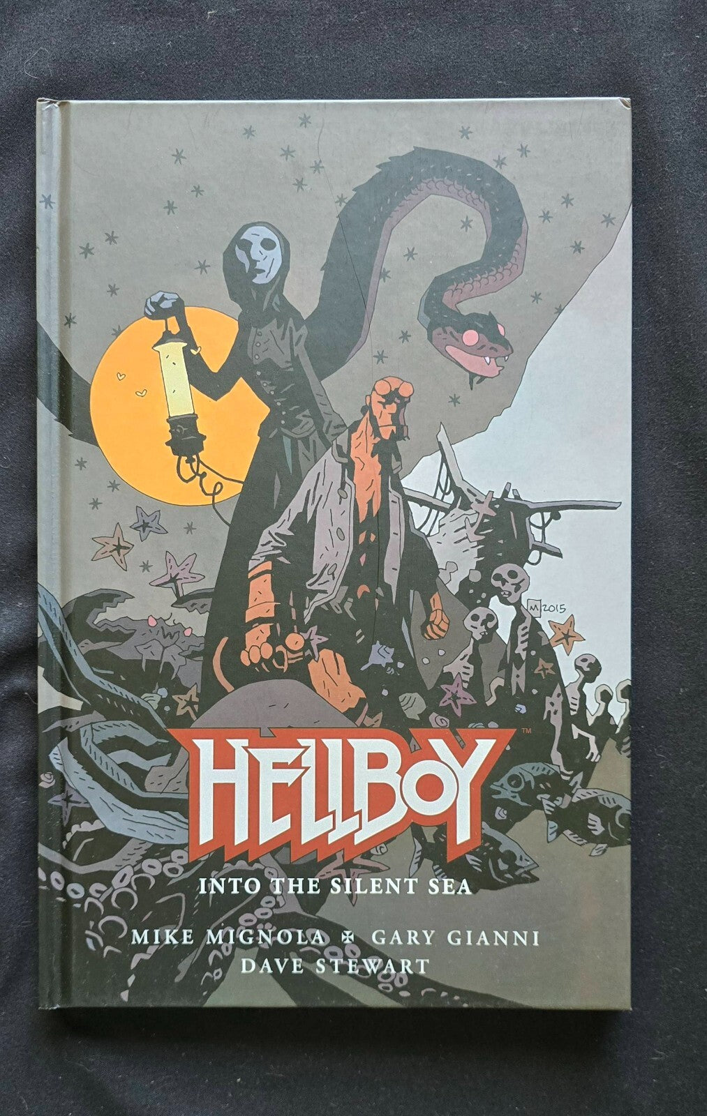 Hellboy: Into The Silent Sea Hardcover (SIGNED - Mike Mignola 1st ED April 2017)