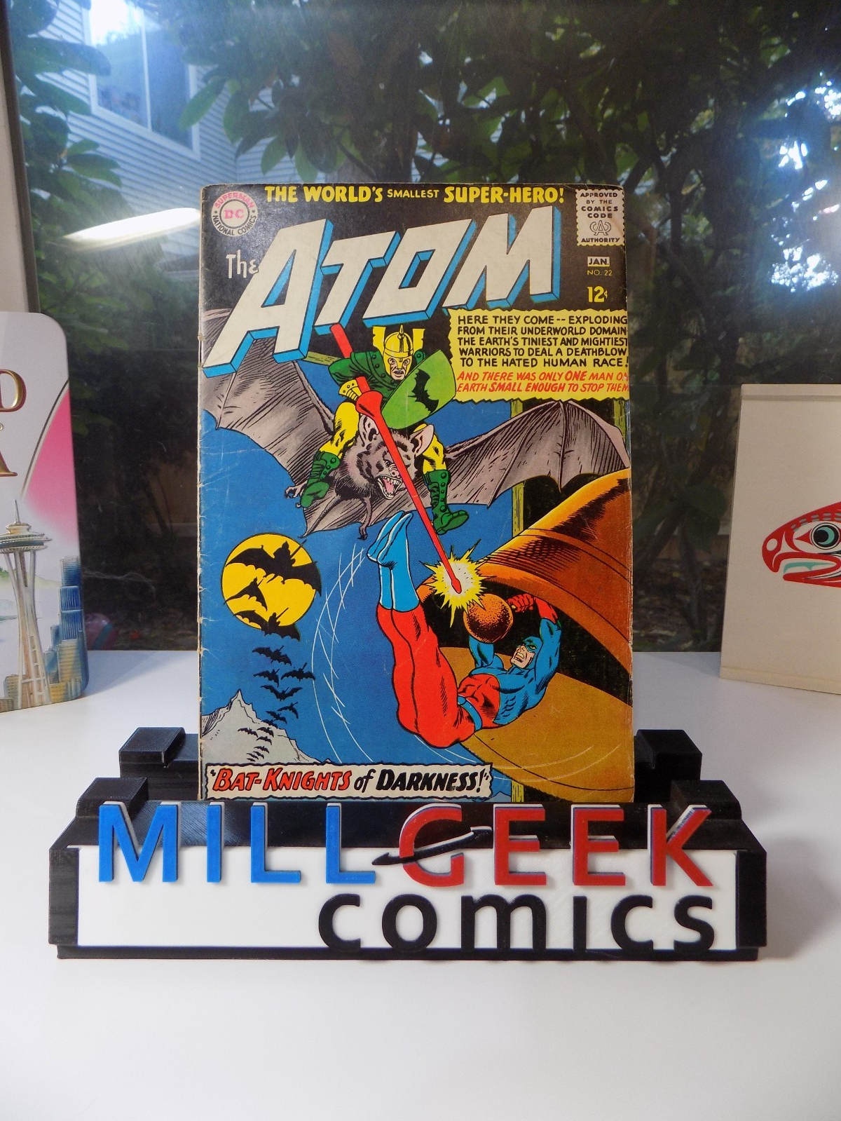 Atom #22 DC Comic January 1966 Very Good/Fine