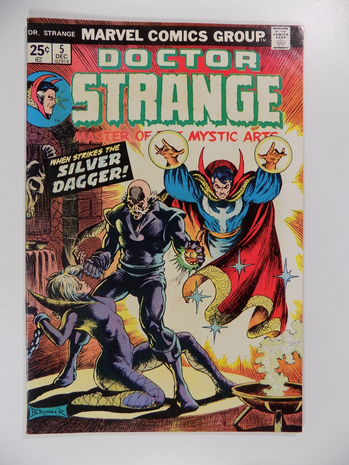 Doctor Strange #5 Marvel Comic December 1974 Very Fine+