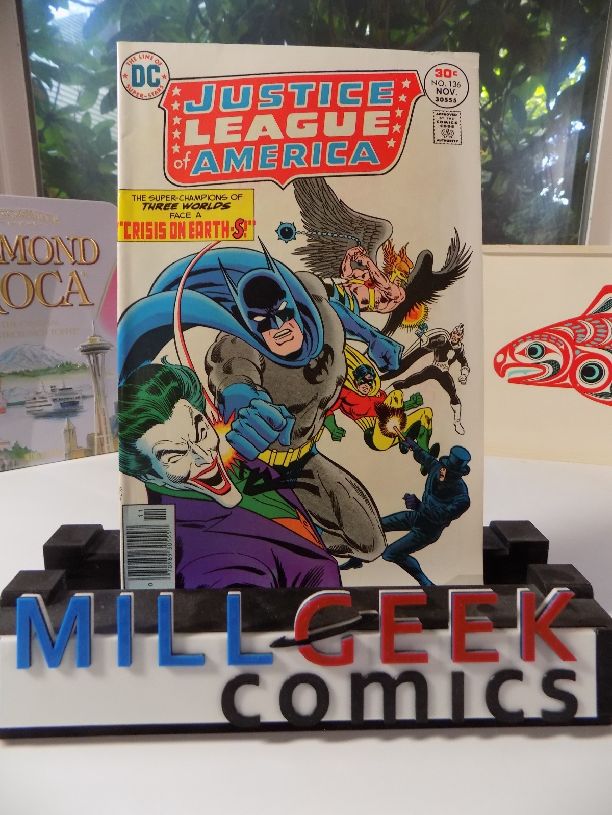 Justice League of America #136 DC Comic November 1976 Very Fine