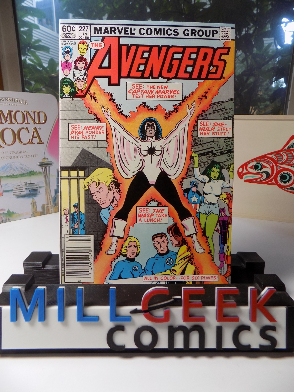 Avengers #227 Marvel Comic January 1983 Near Mint-