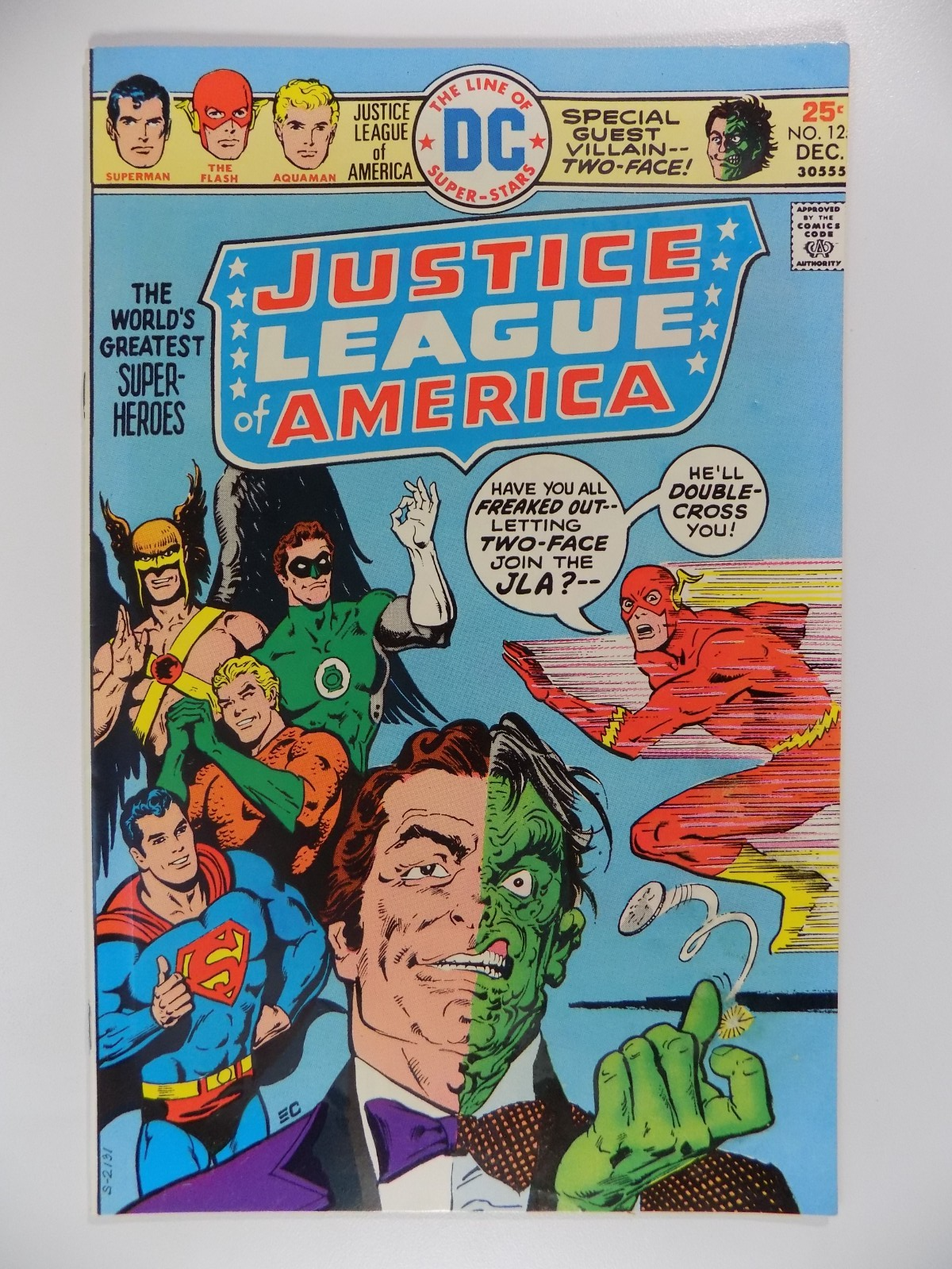 Justice League of America #125 DC Comic December 1975 Near Mint-